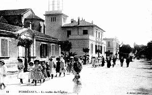 Perregaux -Sortie de l'eglise - Doc.Serrano